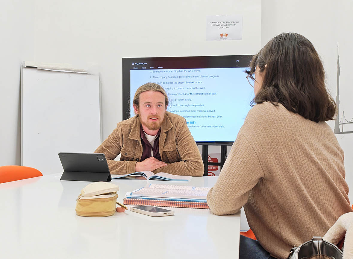 Aula Adultos en Ms&Mr Language